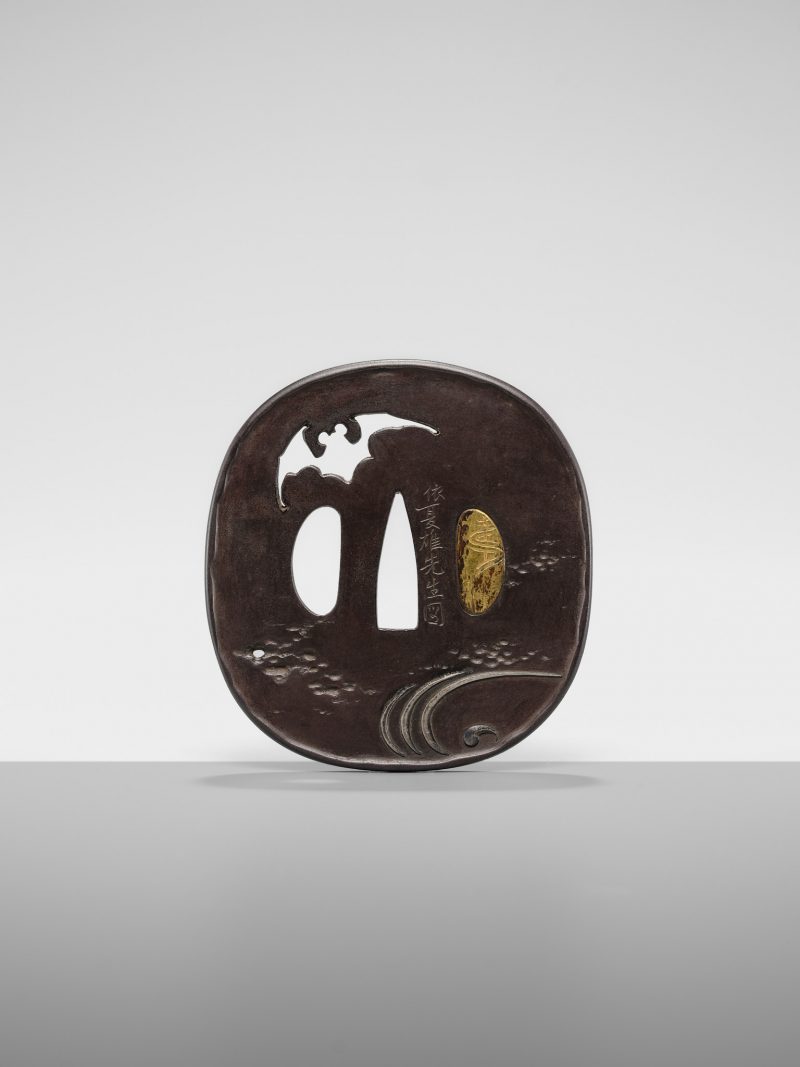 By Morita Issei, signed Issei and kakihan
Japan, c. 1930

Of nadekakugata form, with two kozuka  ...