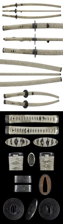 Koshirae :

Whole length : about 95.9 cm or 37.75 inches
The length of Tsuka : about 22.3 cm or  ...