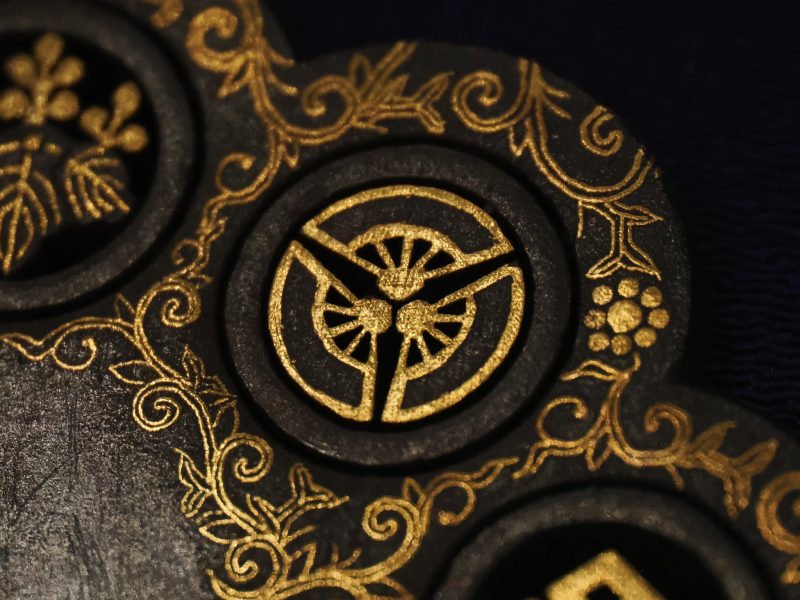 Bukan shukashi zōgan daishō tsuba (武鑑透象嵌大小鍔). This is the only one contemporary work amo ...