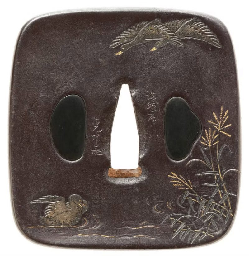 出羽国　明治二年　
百五十三年前
鉄石目地撫角形毛彫平象嵌
縦七二･八㍉　
横六九･六㍉　
切羽台厚さ ...