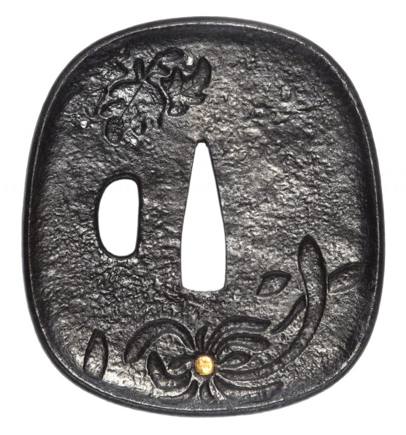 Tsuba [Umetada Kiku-kiri-zu-Tsuba][N.B.T.H.K] Tokubetsu Hozon Tosogu
Kiku-kiri-zu-Tsuba
菊桐図鍔 ...