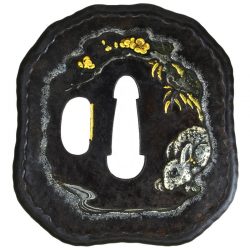 Tsuba [Kumagaya-ha Kiku-karakusa-cho-zu-Tsuba][N.B.T.H.K] Hozon Tousougu

Baijyu ni Usagi-zu Tsu ...