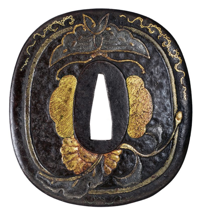 Tsuba [Kumagaya-ha Kiku-karakusa-cho-zu-Tsuba][N.B.T.H.K] Hozon Tousougu

Kiku-karakusa-cho-zu-T ...